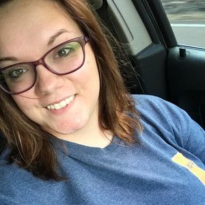 Meet your Posher, Carrie